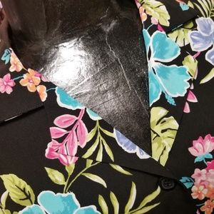 Retro Hawaiian Style Colorful Floral Shirt.